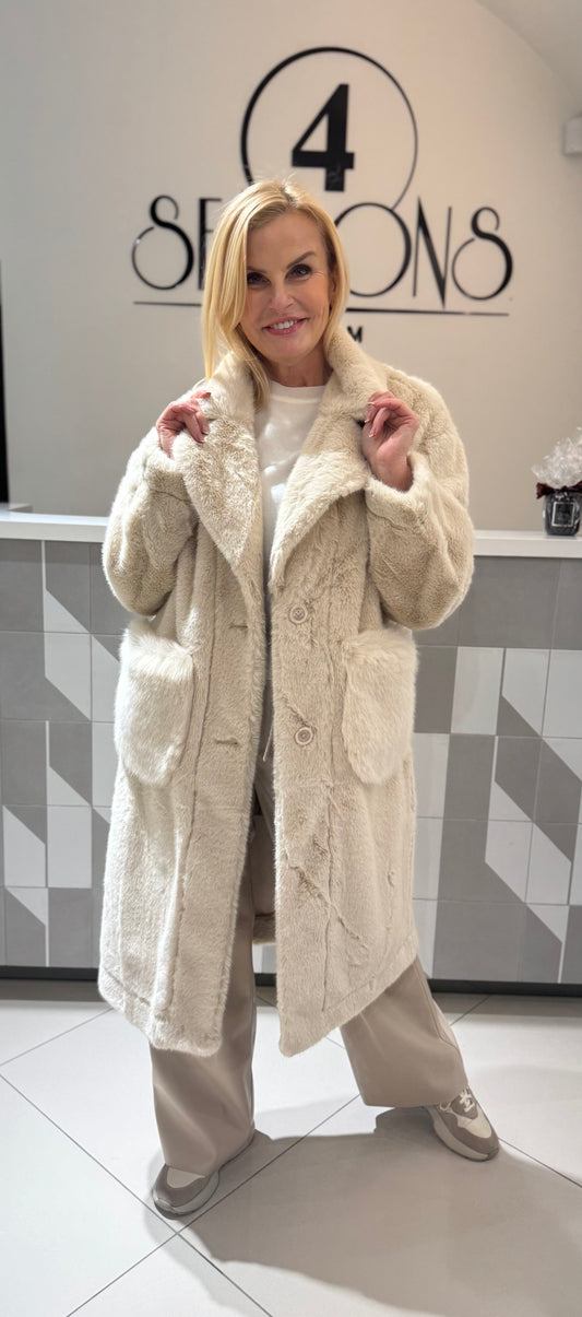 Dvipusis paltas dirbtinio kailio (kp20)