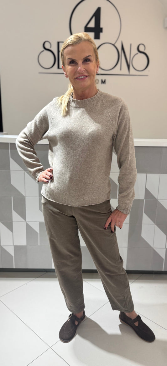 Lanos vilnos megztinis (M451)