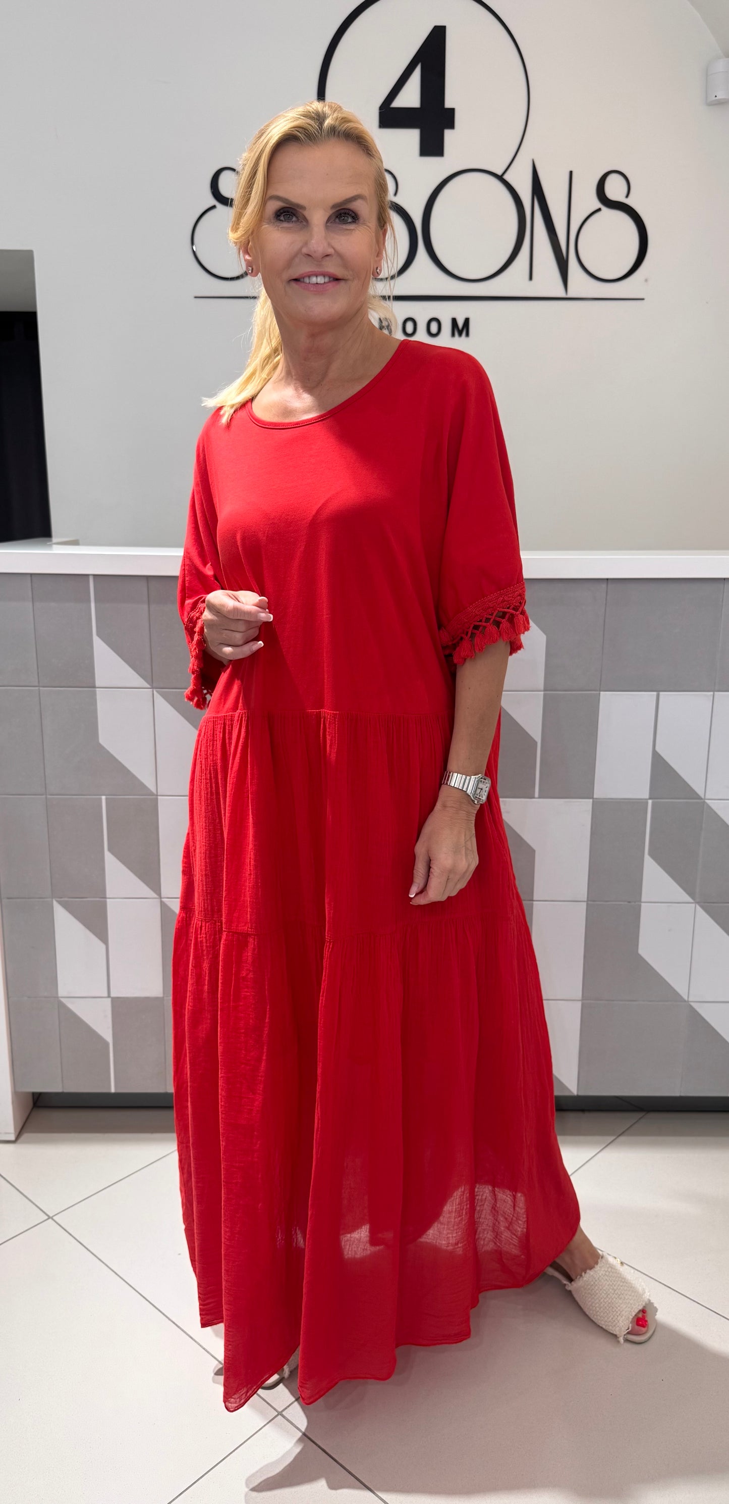Suknelė didesniam dydžiui (S264)