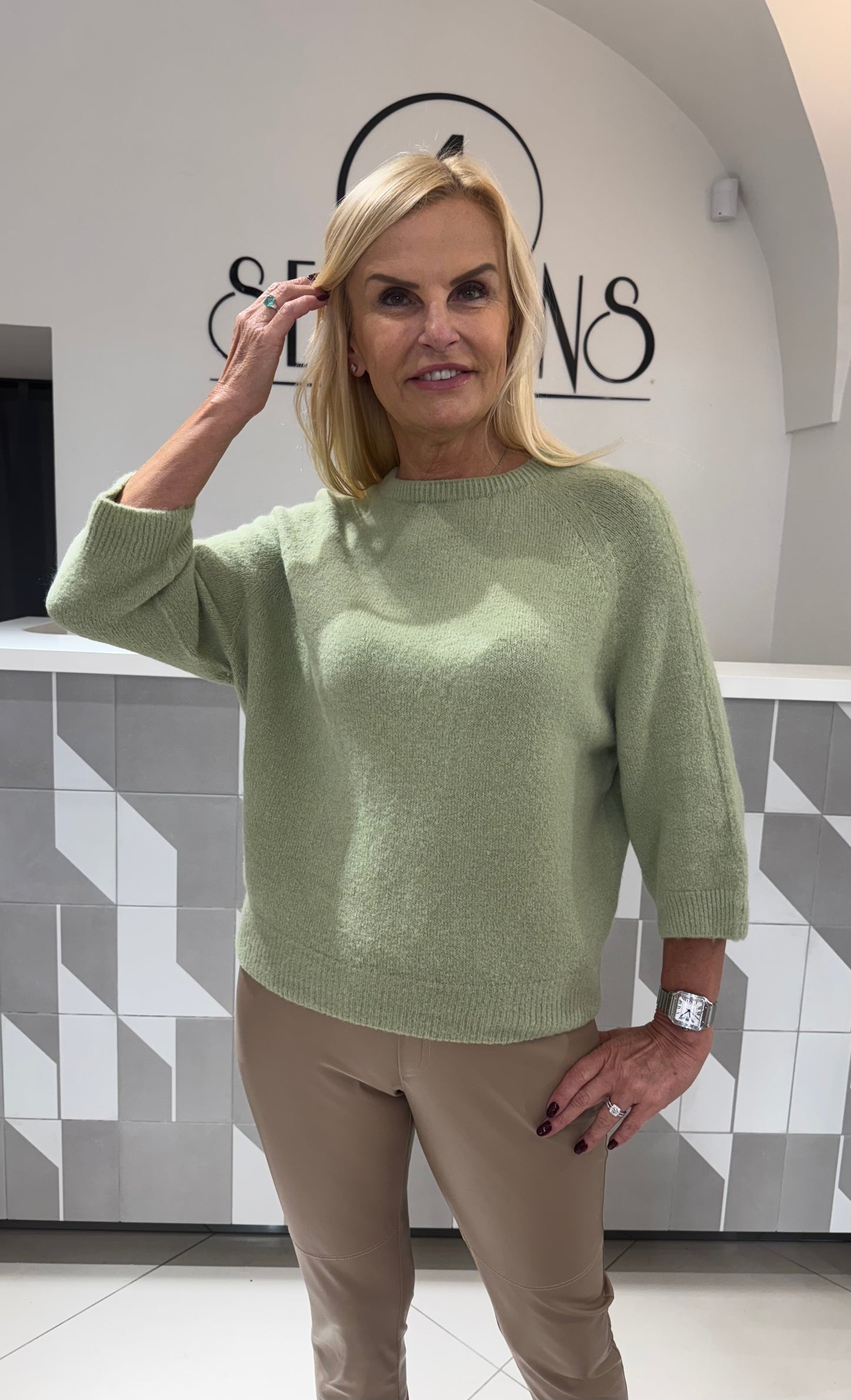 Megztukas su baby alpakos vilna su 3/4 rankovėmis (m433)