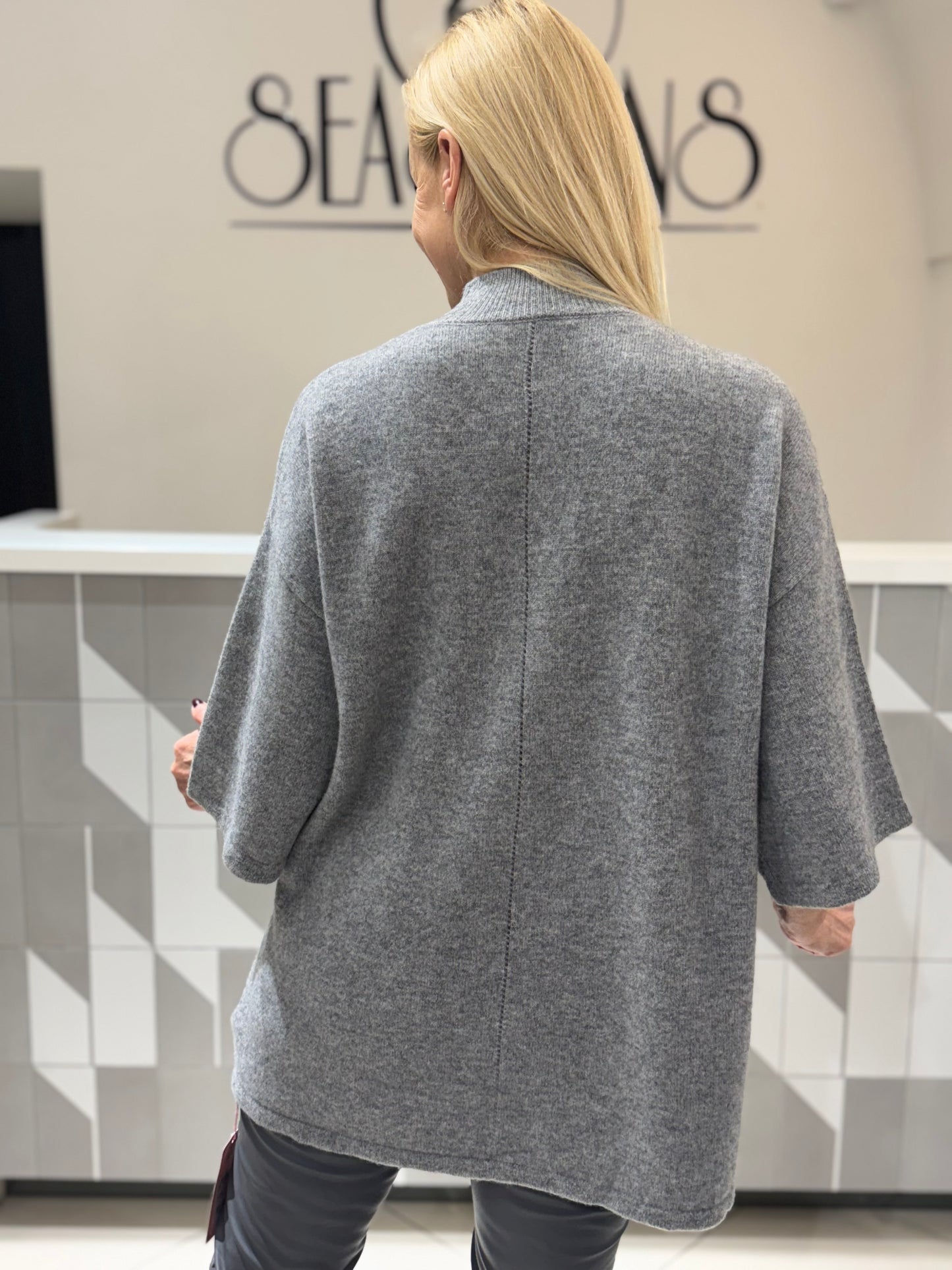 Kašmyro vilnos megztukas ilgesnio modelio (M468)