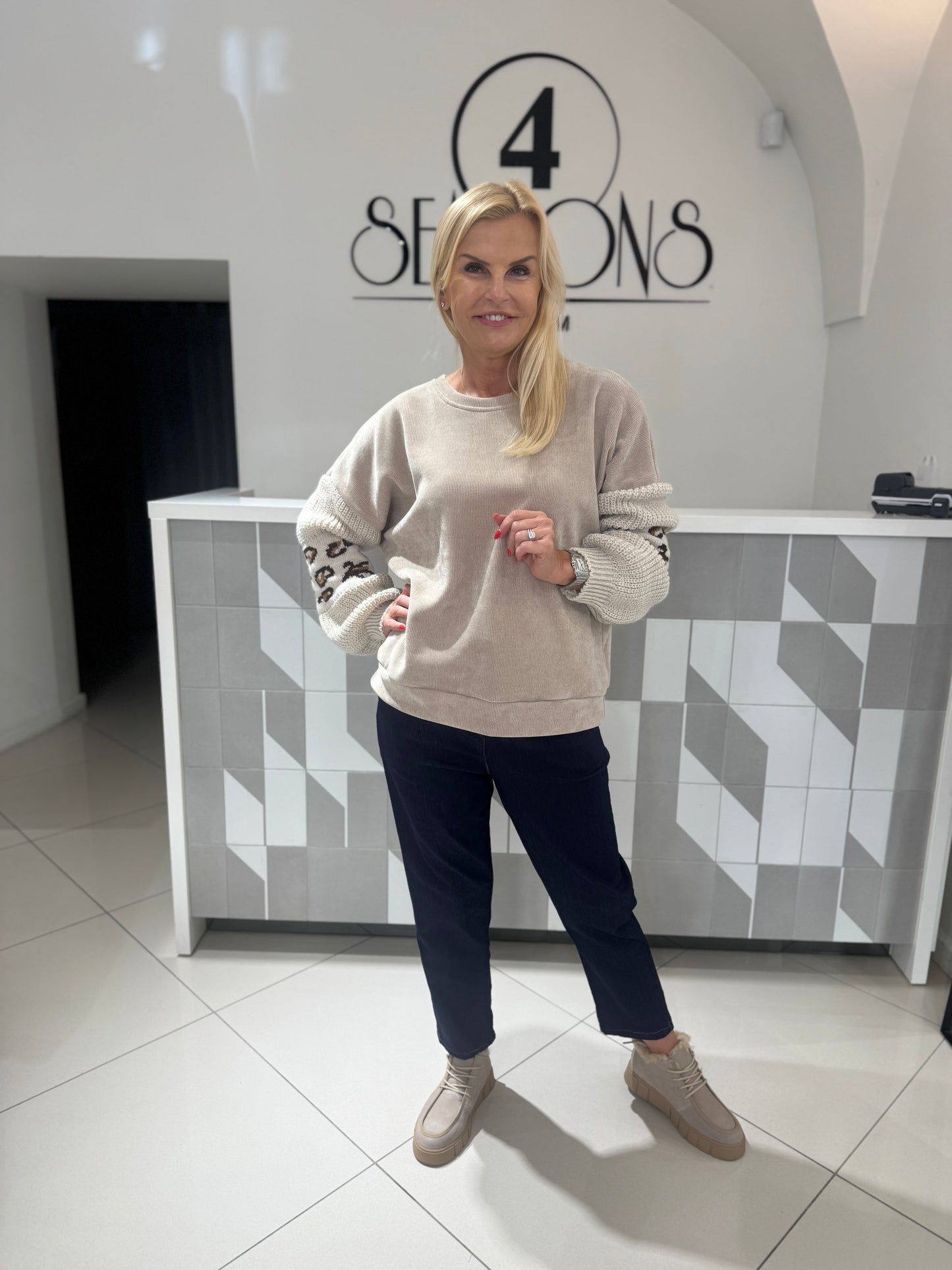 Megztukas- džemperis (m428)