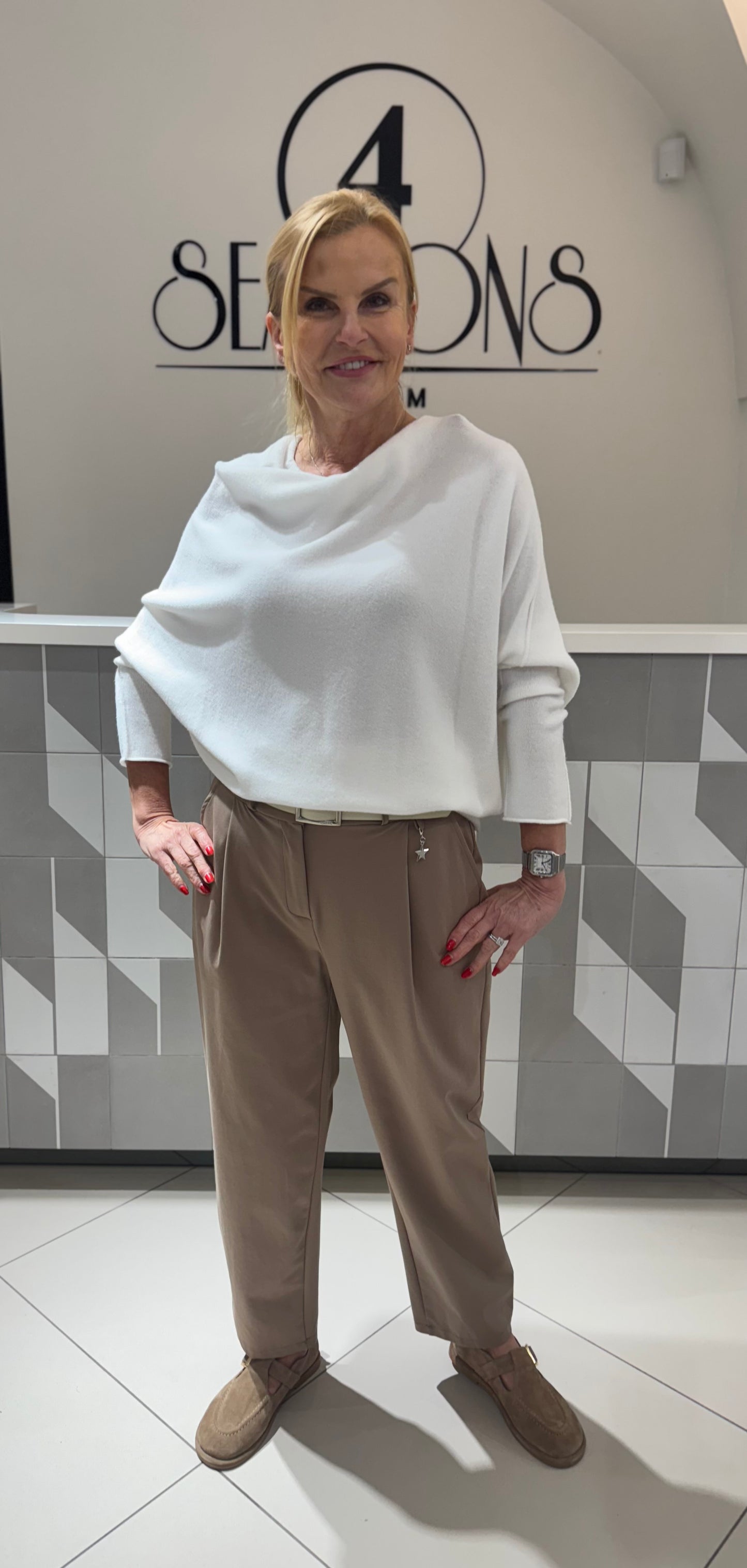 Kelnės su diržu (k572)