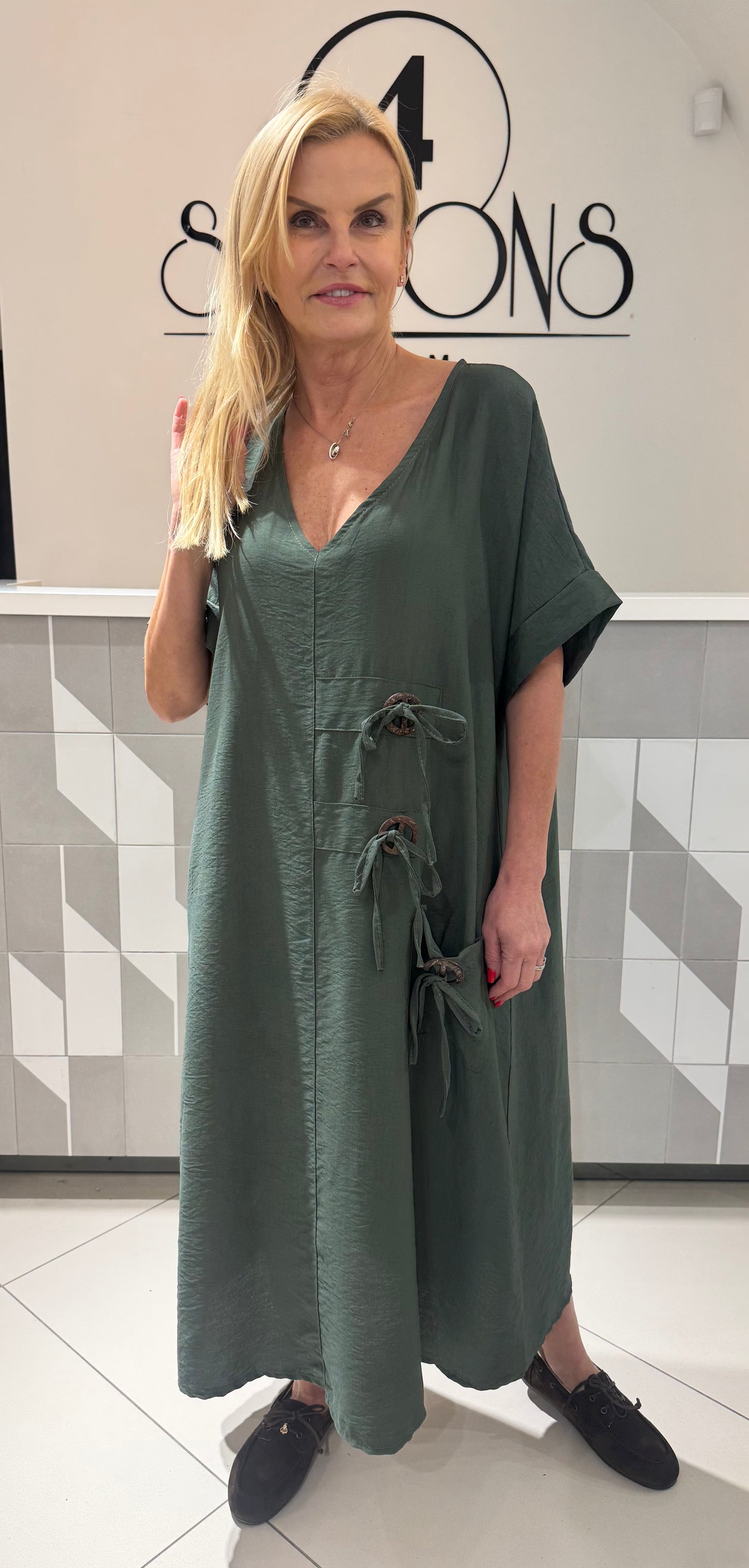 Suknelė  didesniam dydžiui (S237)