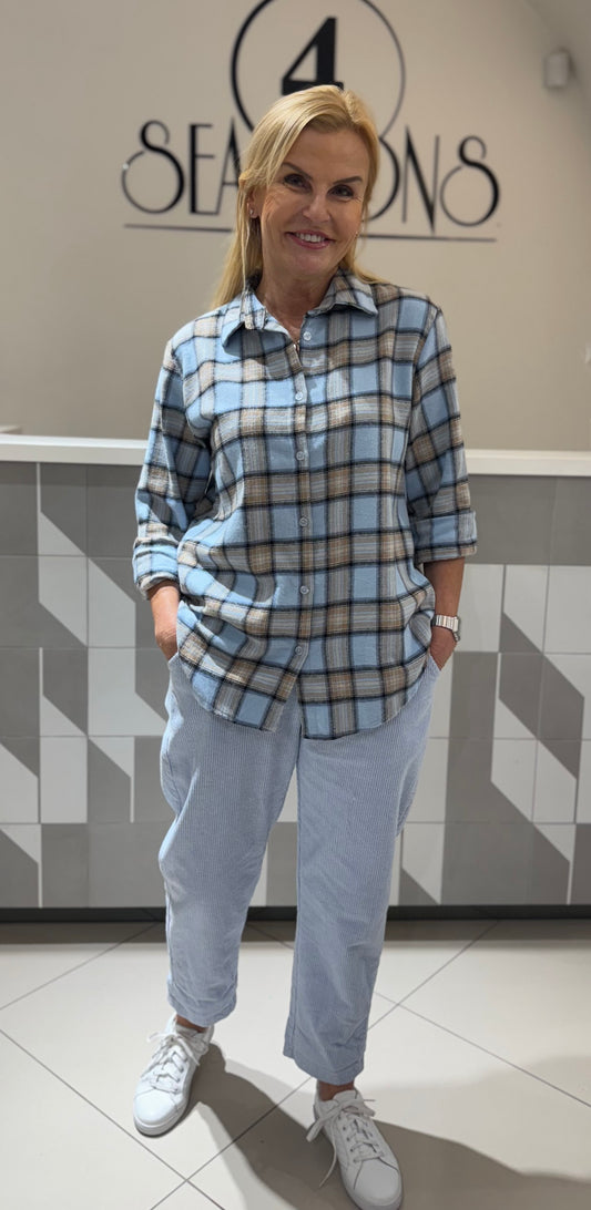 Languoti marškiniai (P890)