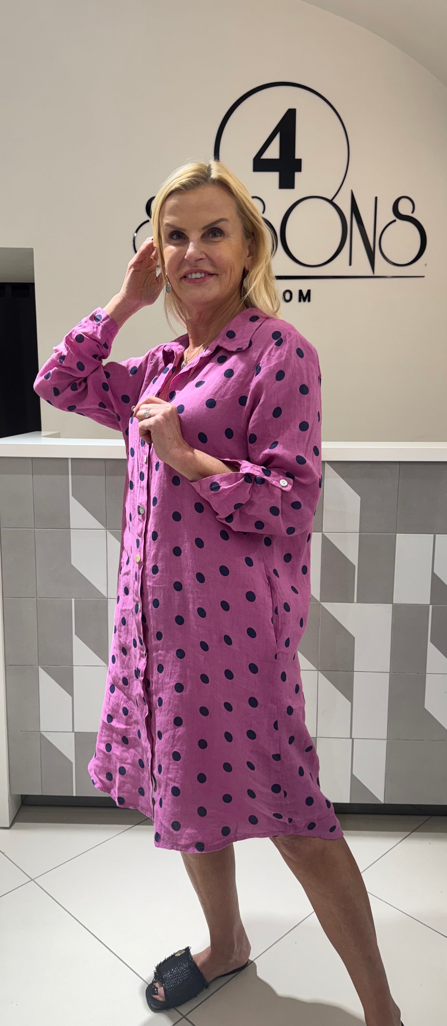 Suknelė linine su žirniukais (S207)