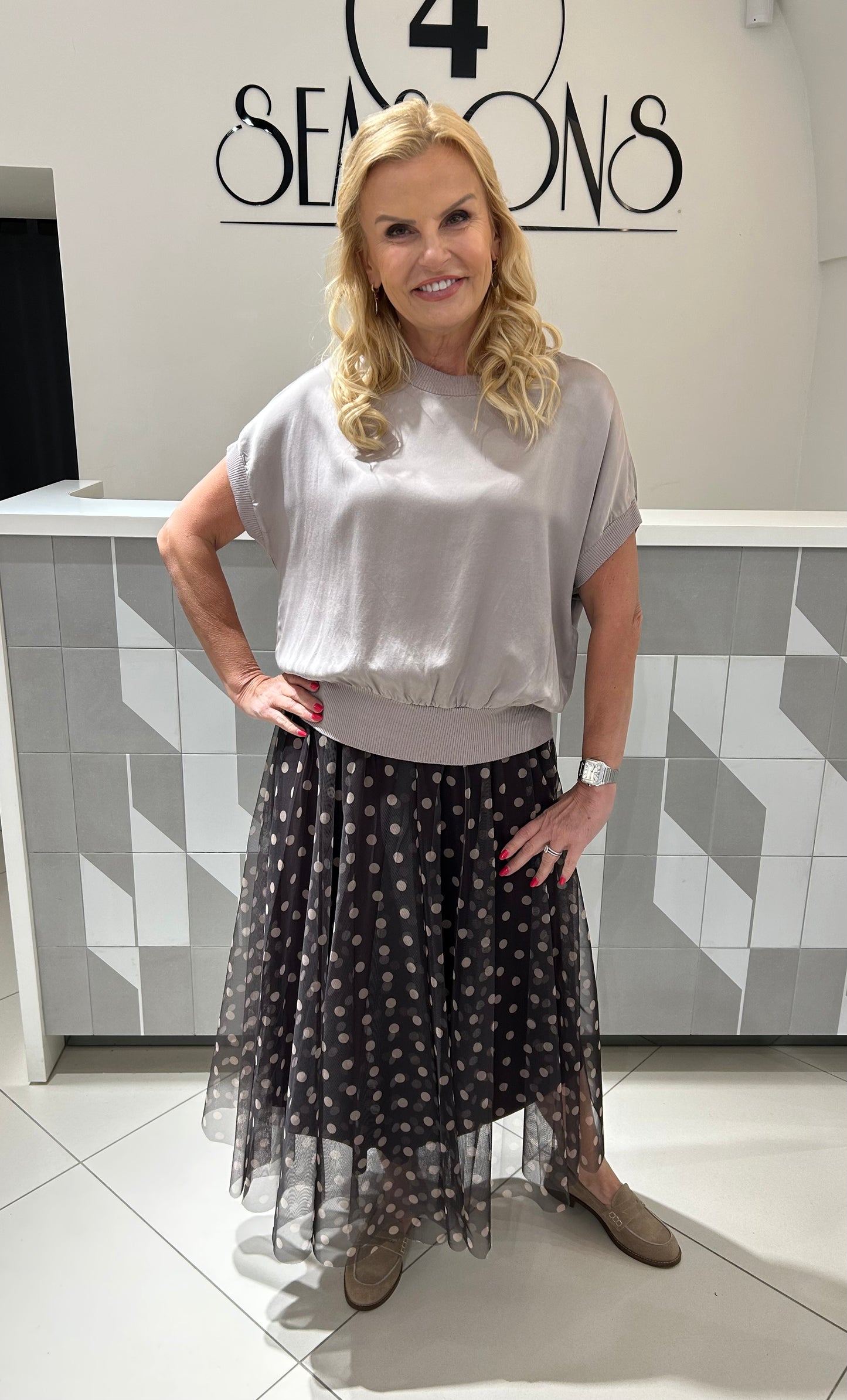 Viskozės ir šilko pluošto palaidinės (p879)