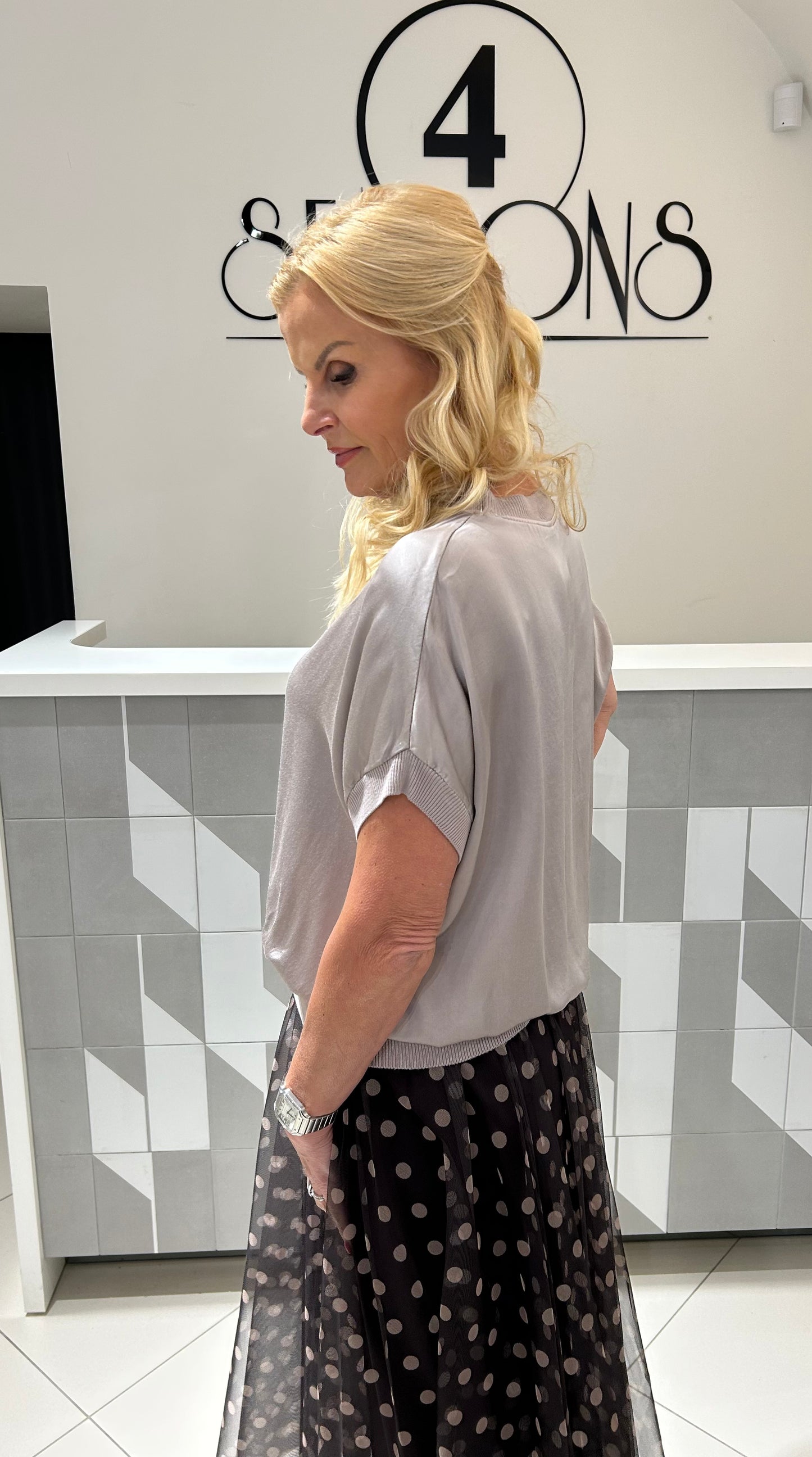 Viskozės ir šilko pluošto palaidinės (p879)