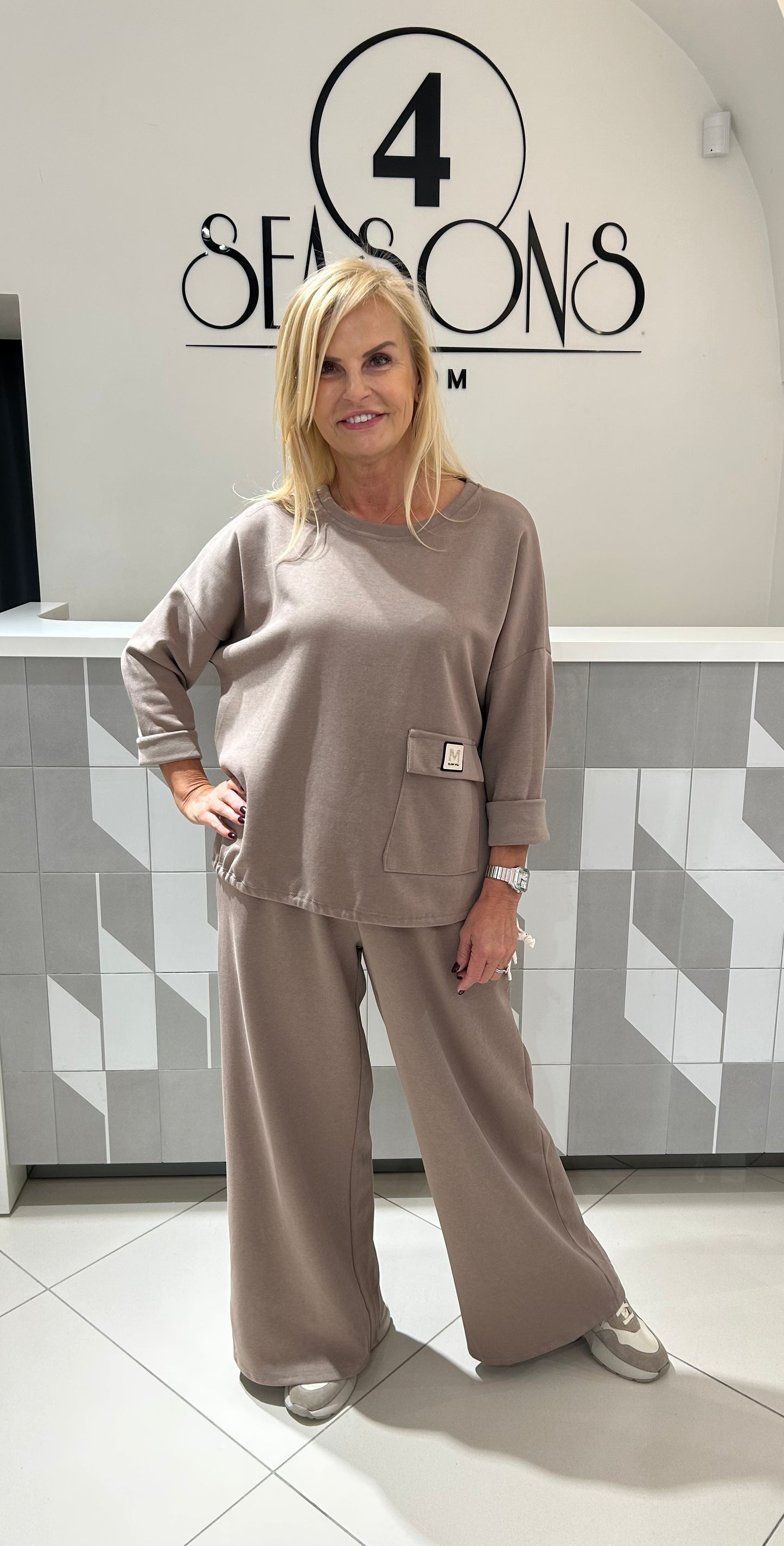 Laisvalaikio kostiumas (Ko193)