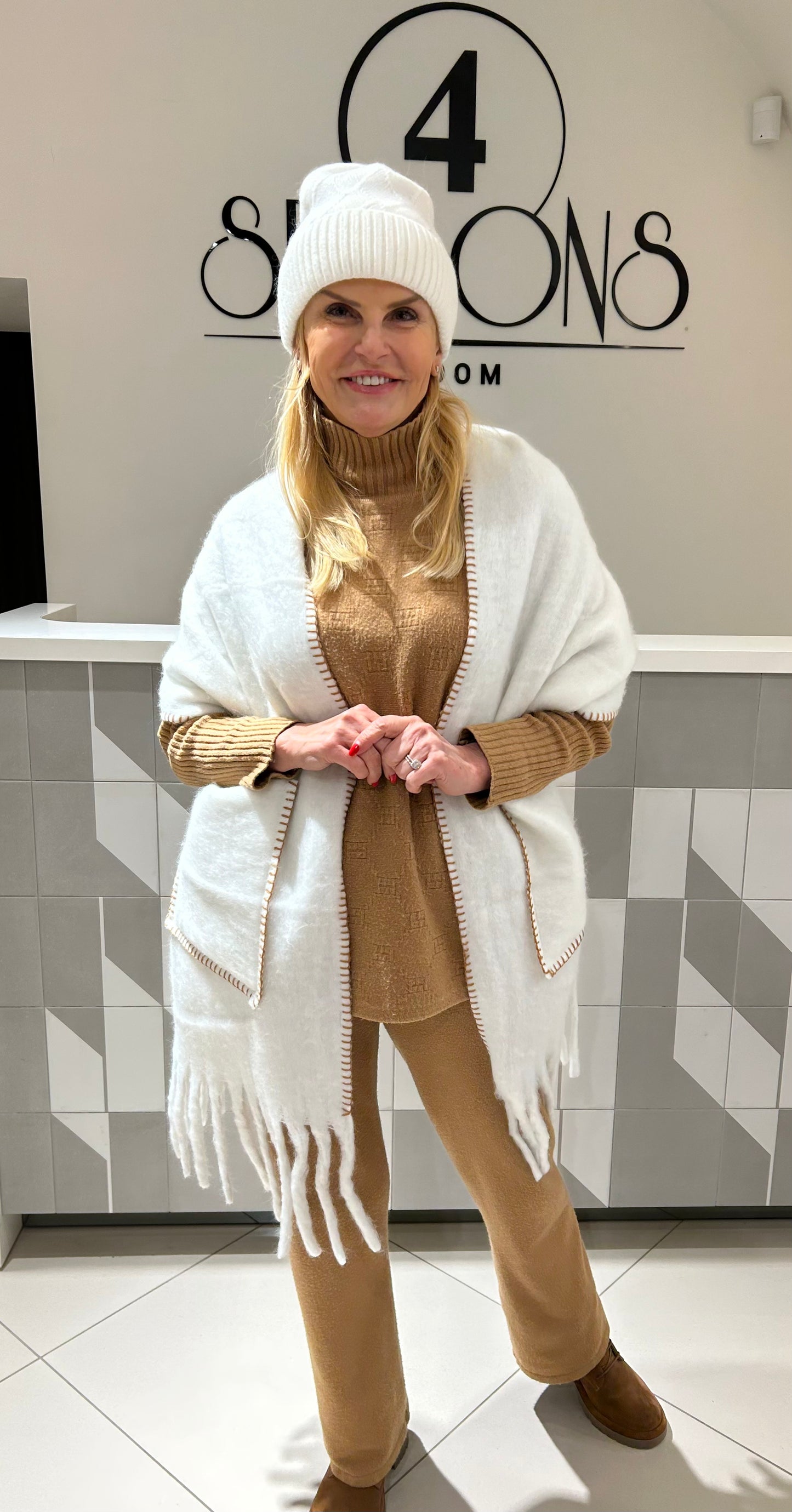 Šalikas  su kišenėmis