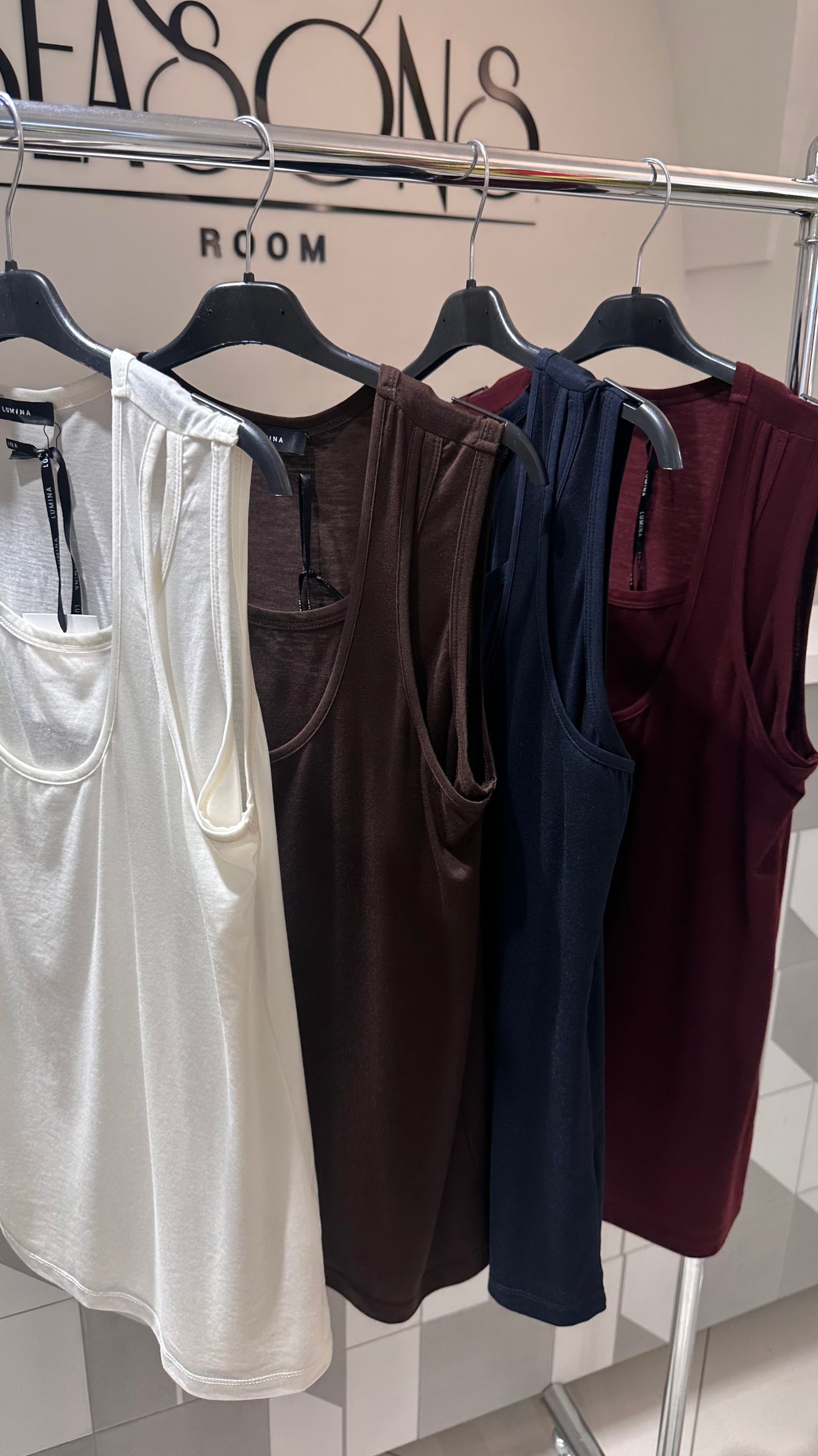 Palaidinė be rankovių (p728)