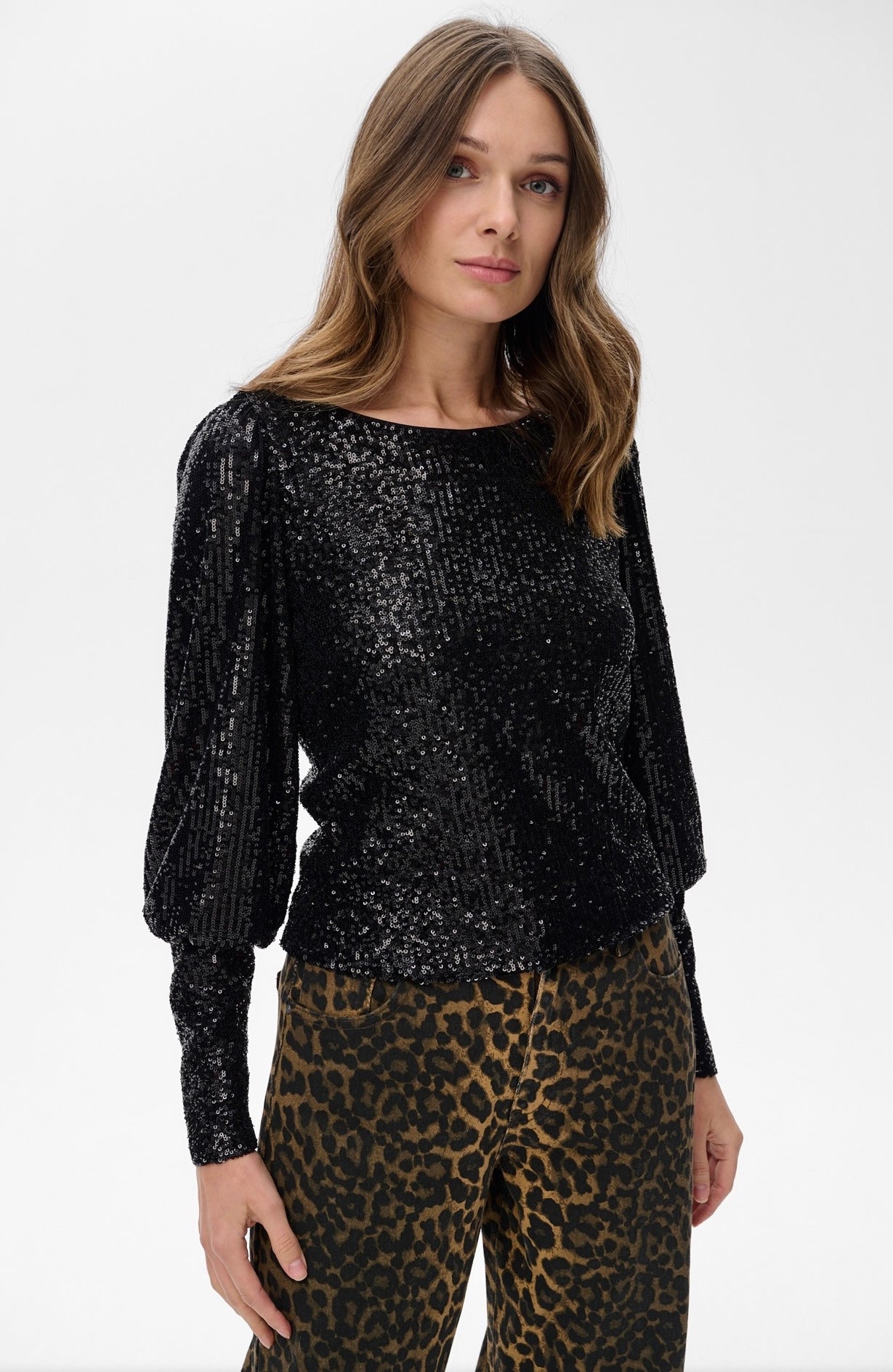 Palaidinė su žvyneliais (P867)