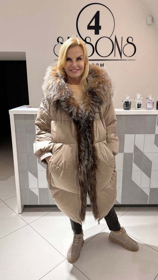 Pūkinis paltas su natūraliu kailiu (PL62)