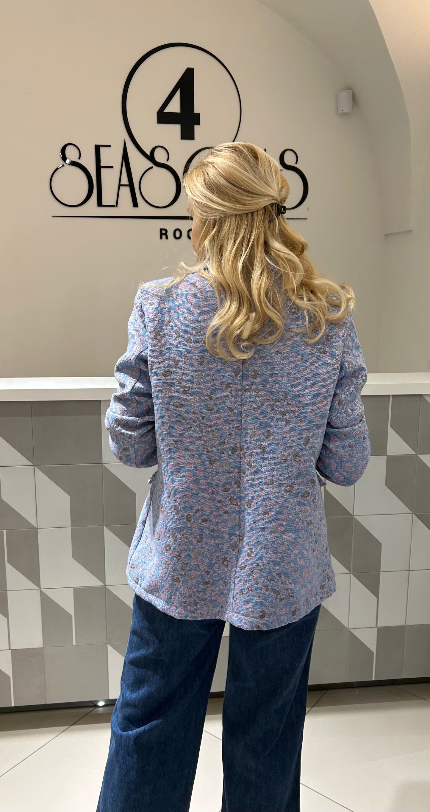 Švarkas su saga (Šv.160)