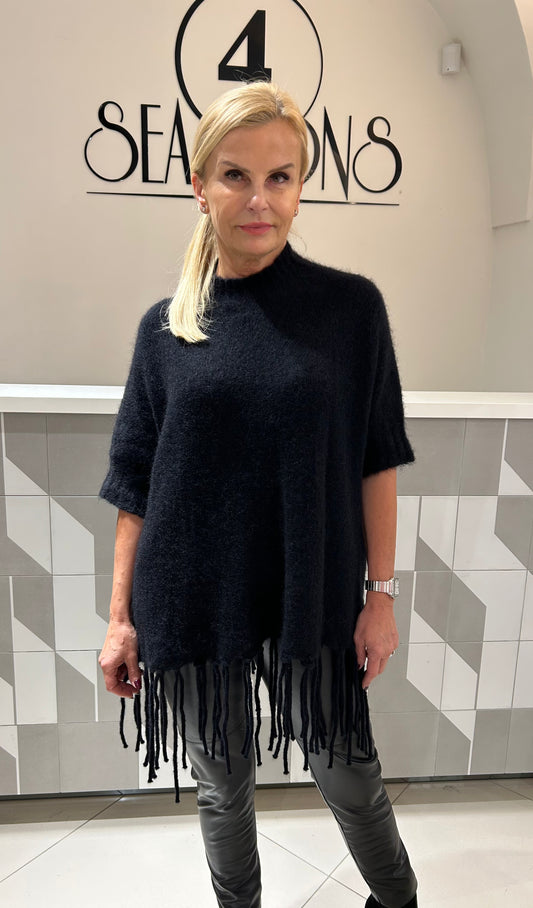 Megztinis su kutais (M439)