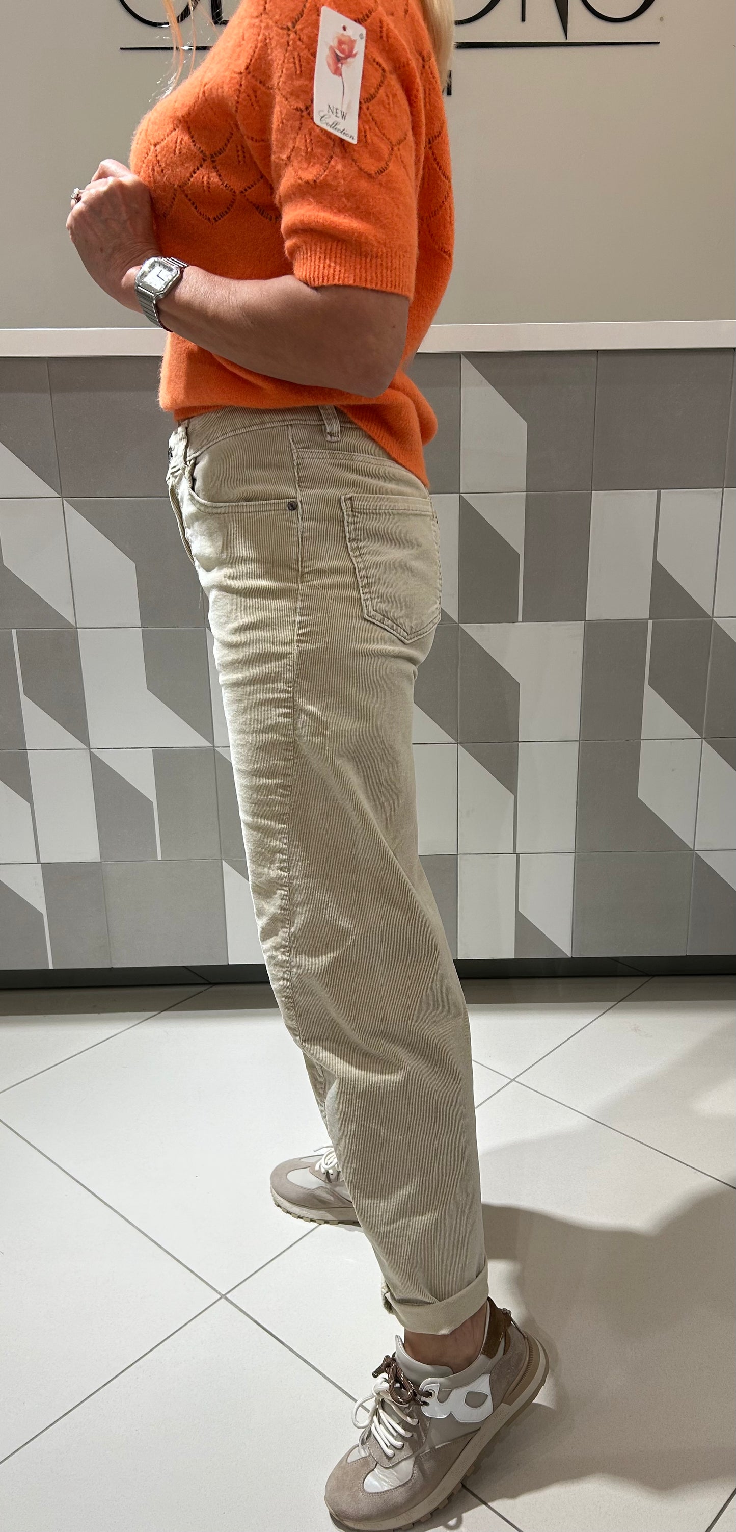 Smulkaus velveto džinsai ( modelis didintas) (k691)
