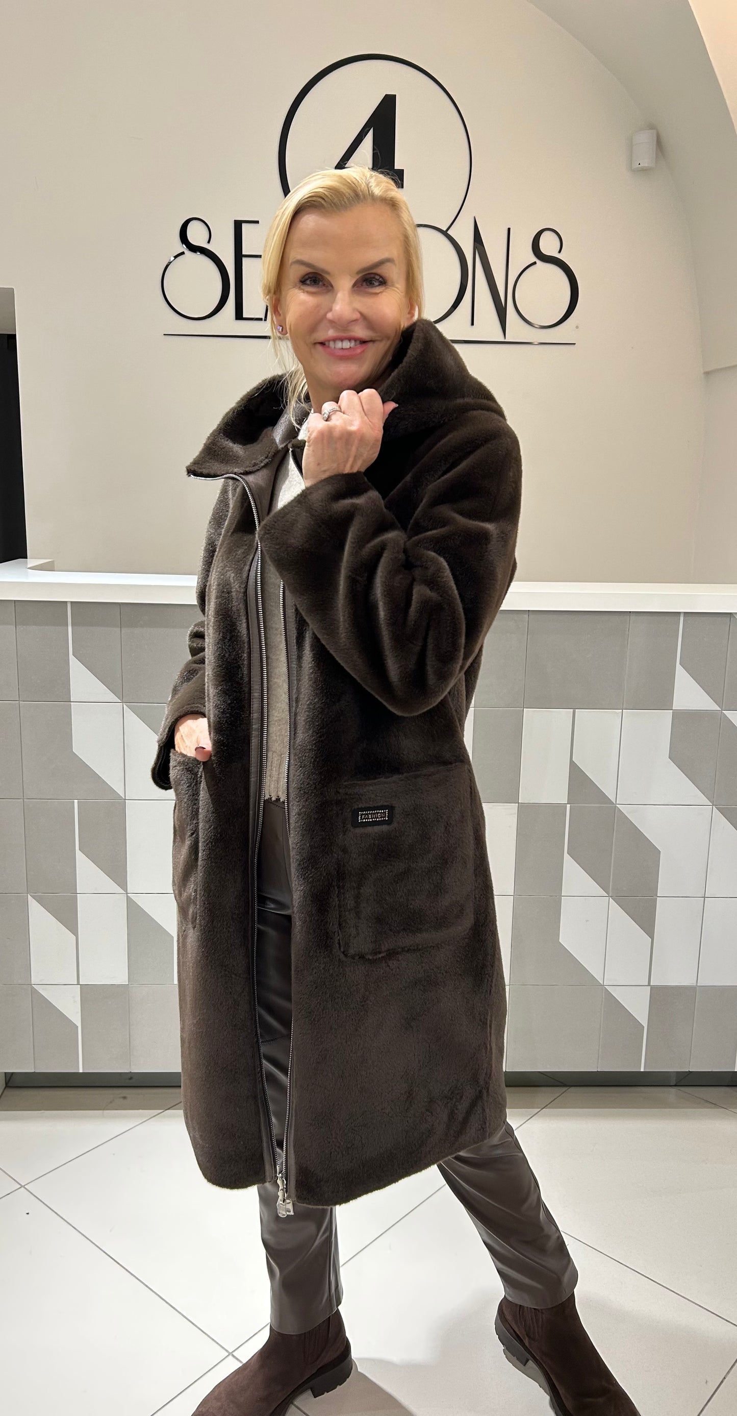 Dvipusiai lengvi kailinukai (Kp19)