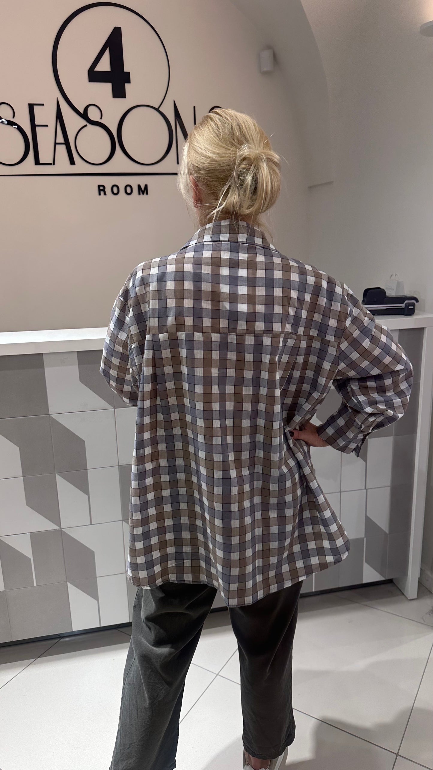 Languoti marškiniai (p855)