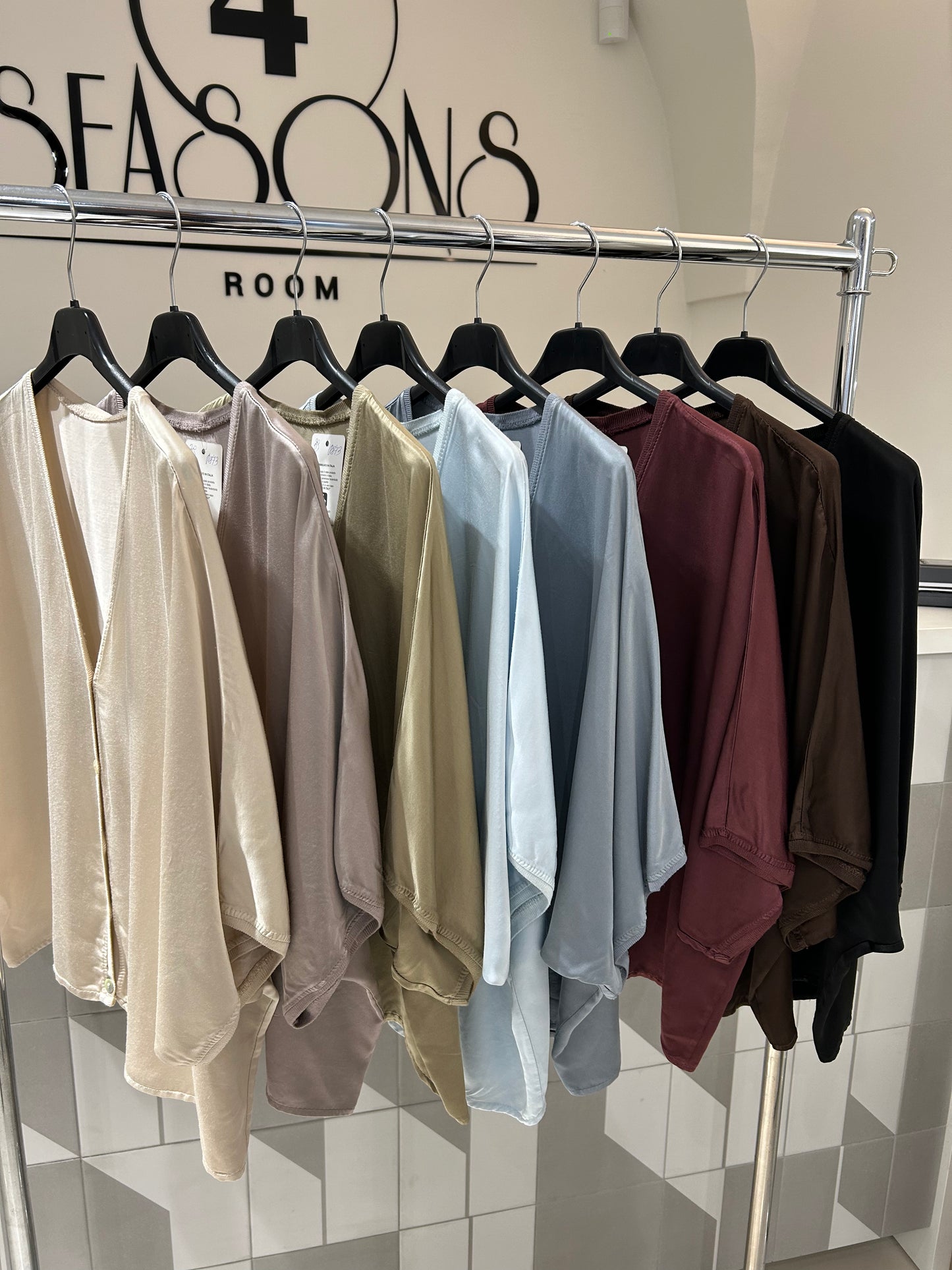 Viskozės ir šilko pluošto kardiganas (p873)