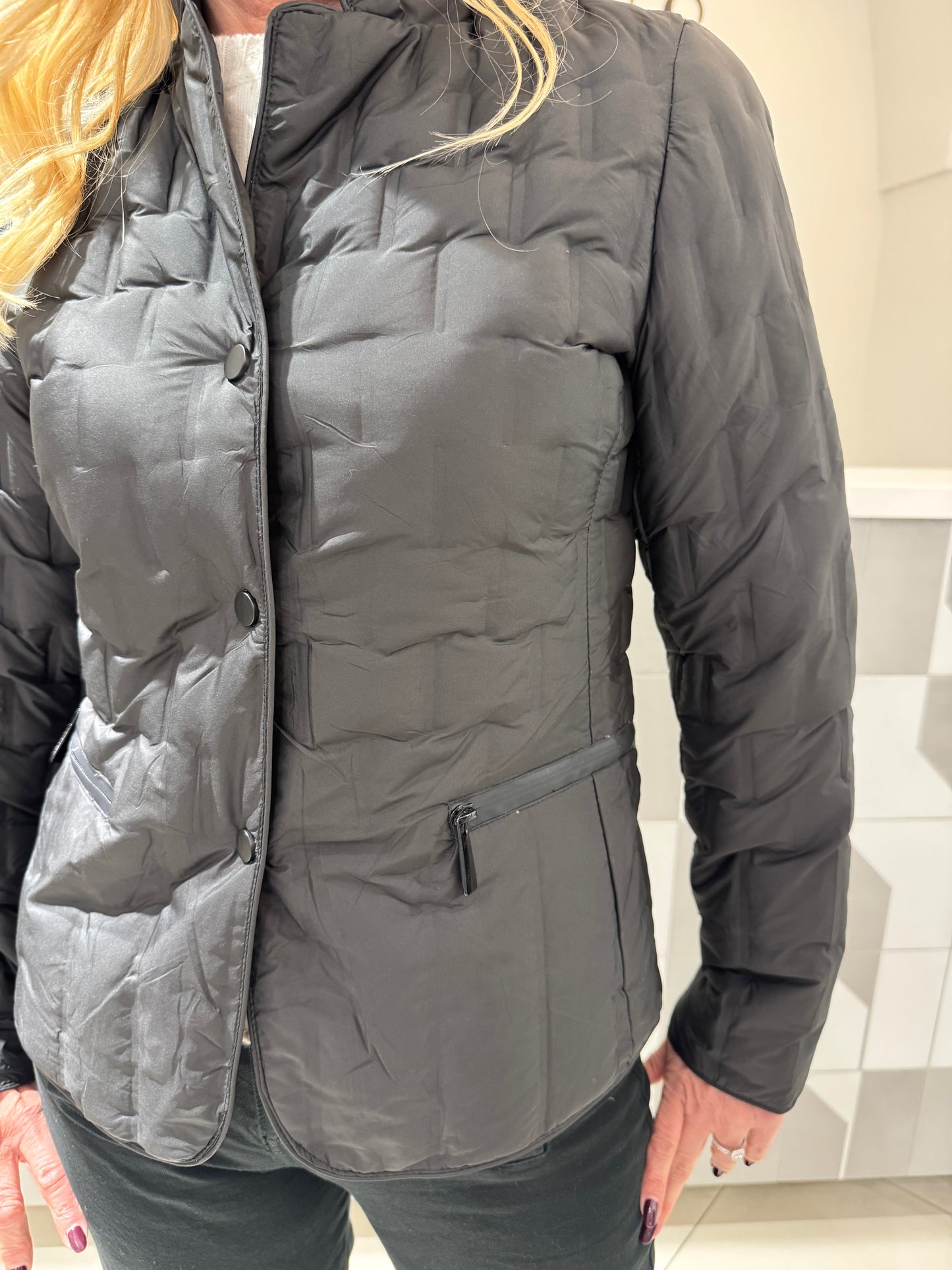 Žąsų pūkų lengvutė striukė/švarkas (it35)