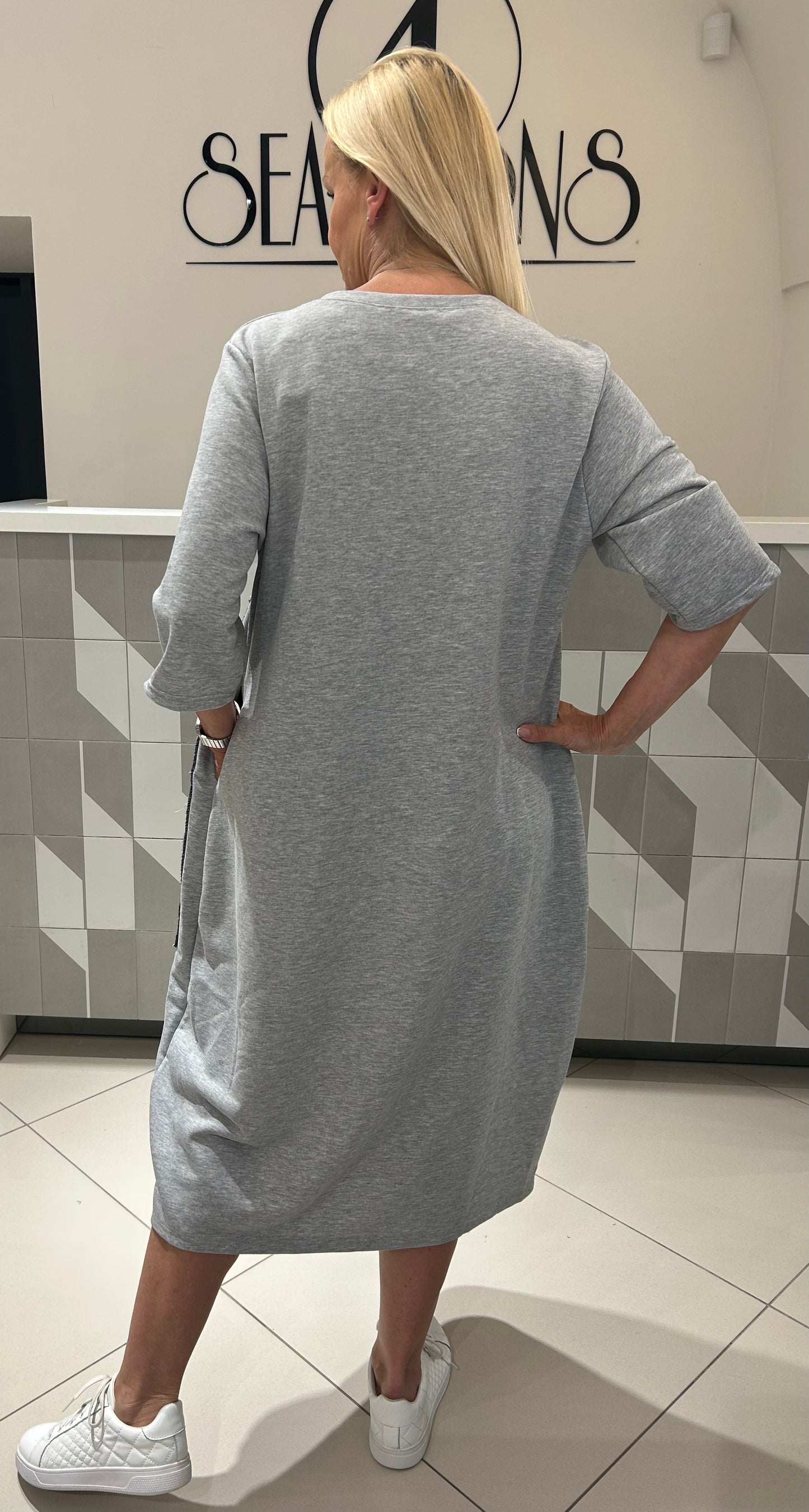 Suknelė didesniam dydžiui (S293)