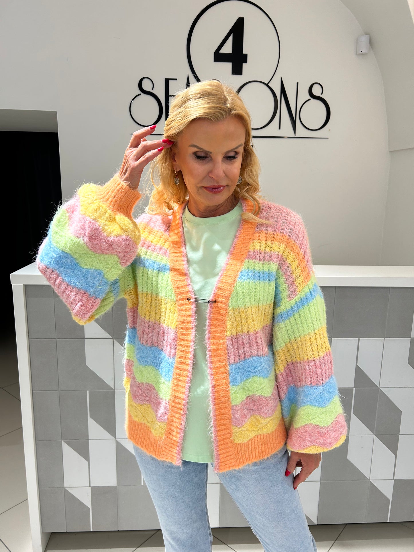 Spalvingas kardiganas (m521)