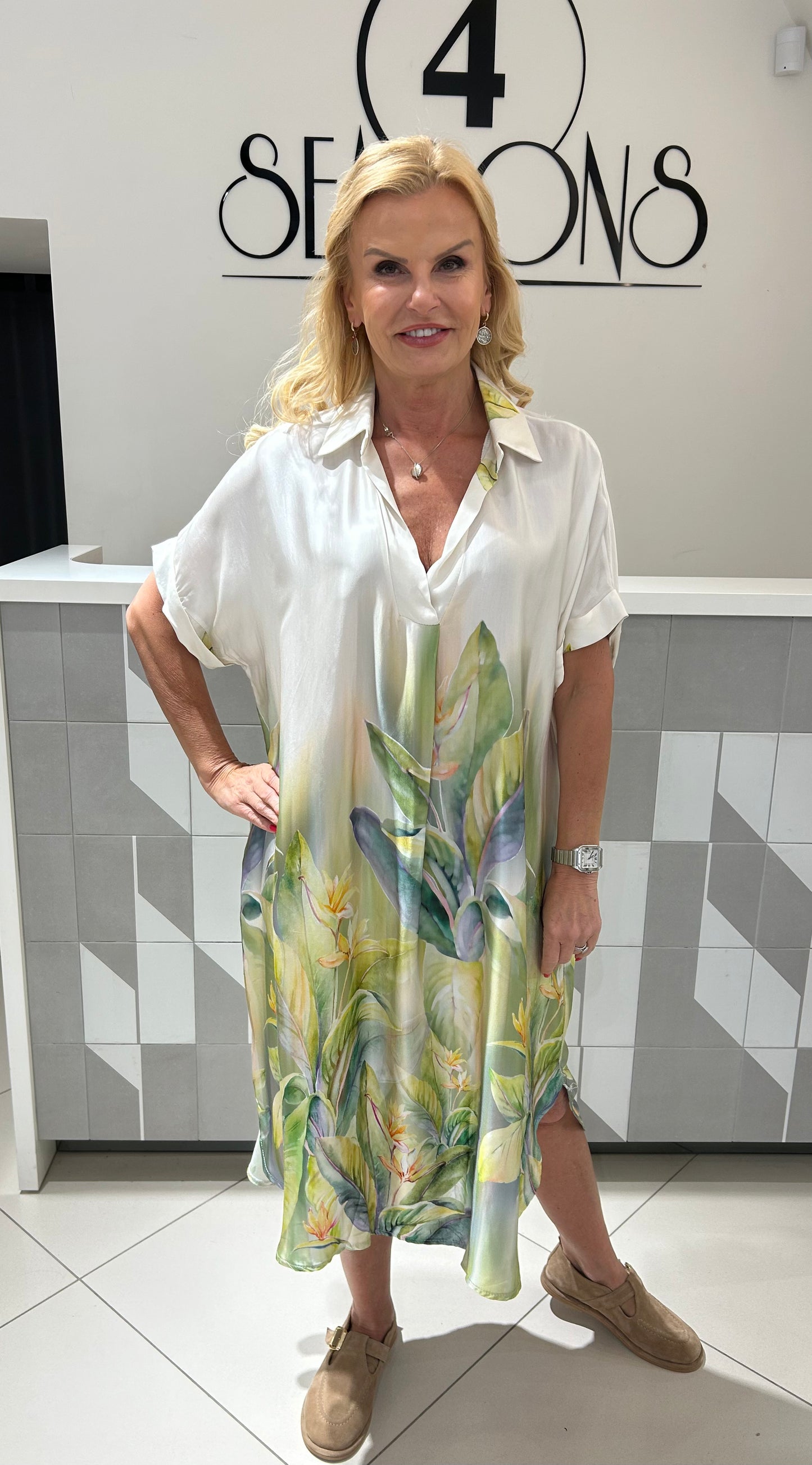 Viskozės ir šilko pluošto suknelė (s189)